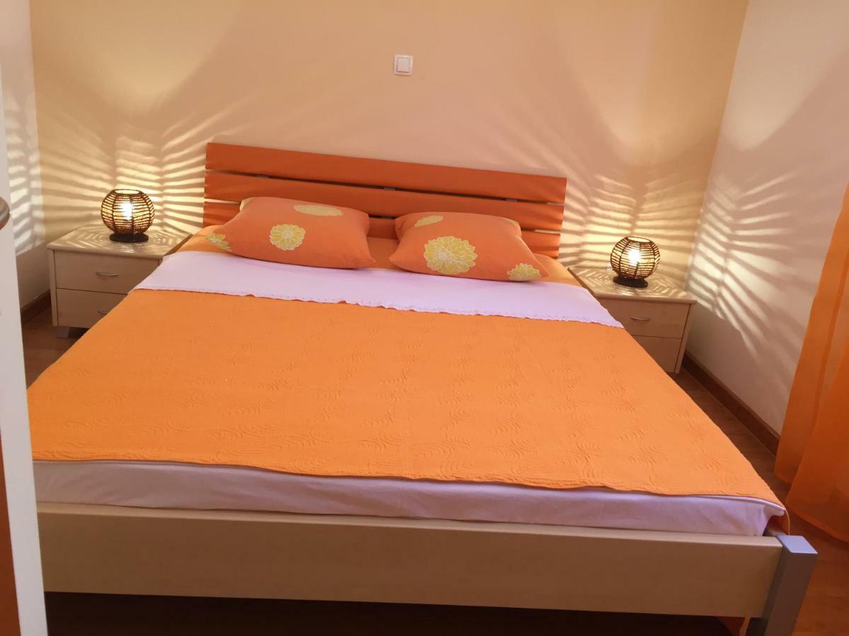 Apartments Dalmatina Затон Екстер'єр фото